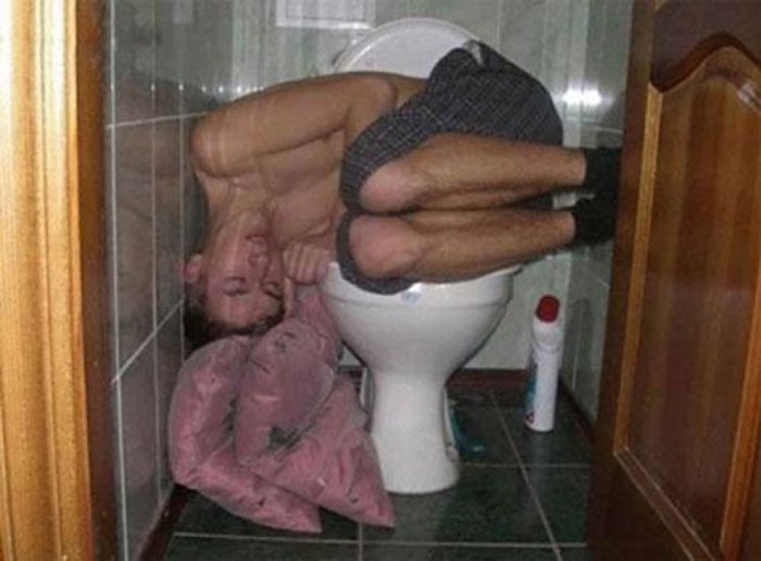 02-drunk-sleeping-toilet.jpg