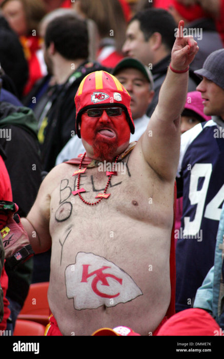 11-october-2009-a-chiefs-fan-belly-boy-cheers-during-the-cowboys-26-DMME7K.jpg