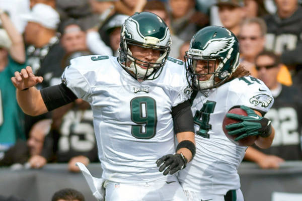 110313-NFL-Eagles-Nick-Foles-and-Riley-Cooper-LO-CH_20131103192207542_600_400.JPG