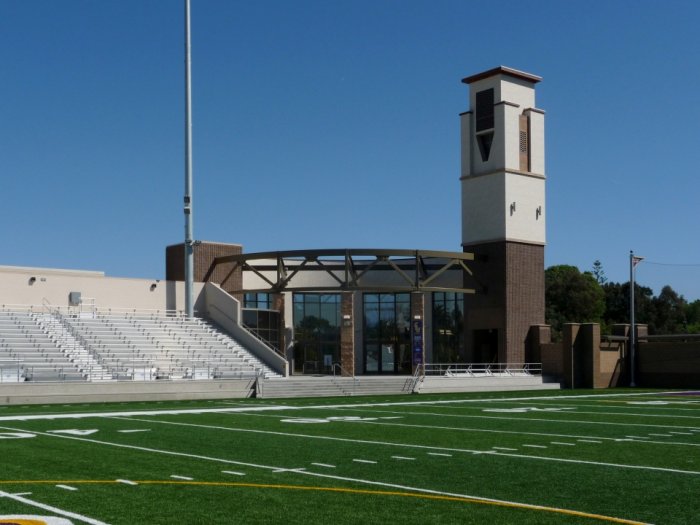 california-lutheran-university-william-rolland-stadium-6.jpg
