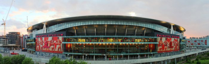 Emirates_Stadium_east_side_at_dusk.jpg